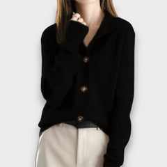 Amira – Eleganter Cardigan in Schwarz