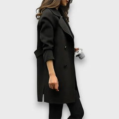 Amariel – Langer Wintermantel in Schwarz