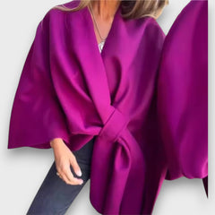 Loriva – Lockeres V-Neck Oberteil in Malve
