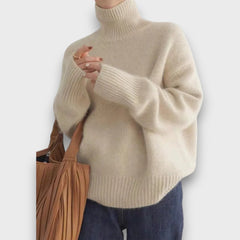 Elandra – Rollkragenpullover in Beige