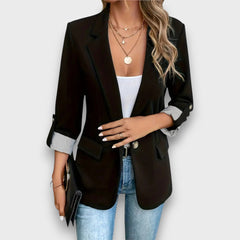 Elviane – Klassischer Blazer in Schwarz