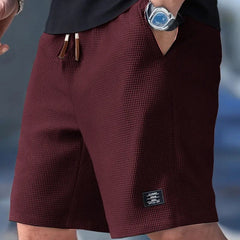 Herren Bermuda Shorts mit komfortabler Passform und verstellbarem Kordelzug in Burgund