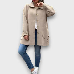 Arlina – Klassischer Mantel in Apricot
