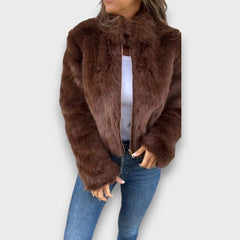 Veyla – Elegante Kurzjacke in Dunkelbraun