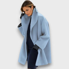 Lerisse – Eleganter Mantel mit Kapuze in Blau