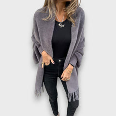 Meliora – Elegante Strickjacke mit Fransen in Grau