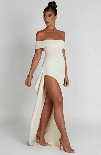 Alice | Langes Kleid mit Schlitz Schultern Frei