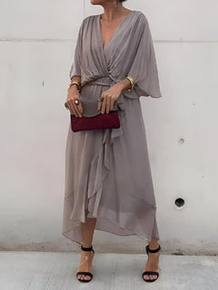 Claire | Midi-Kleid mit Taillengürtel in Grau