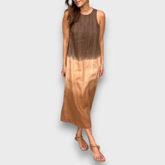 Elvani – Midikleid im sanften Farbverlauf in Braun