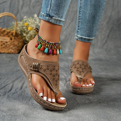 Mona | Bequeme Damen-Sandalen mit Keilabsatz in Braun
