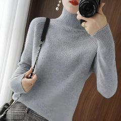 Nerys - Rollkragenpullover in Grau