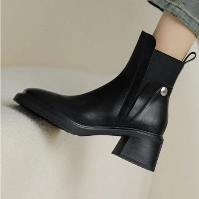 Lässige Lederstiefeletten für Frauen - Astoria