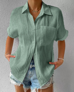 Lässiges Button-Down-Hemd für Damen | kurzarm in Grün