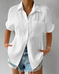 Lässiges Button-Down-Hemd für Damen | kurzarm in Weiß