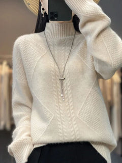 Lara | Damen Weicher Zopfmuster Rollkragenpullover in Weiß