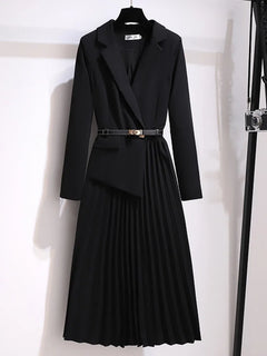 Larissa | Damen Plissee Midikleid mit Gürtel in Schwarz