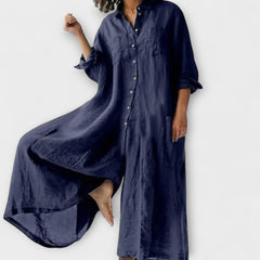 Soreya – Weiter Jumpsuit mit Hemdkragen in Blau
