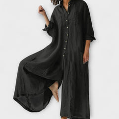 Soreya – Weiter Jumpsuit mit Hemdkragen in Schwarz