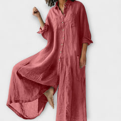 Soreya – Weiter Jumpsuit mit Hemdkragen in Rosa