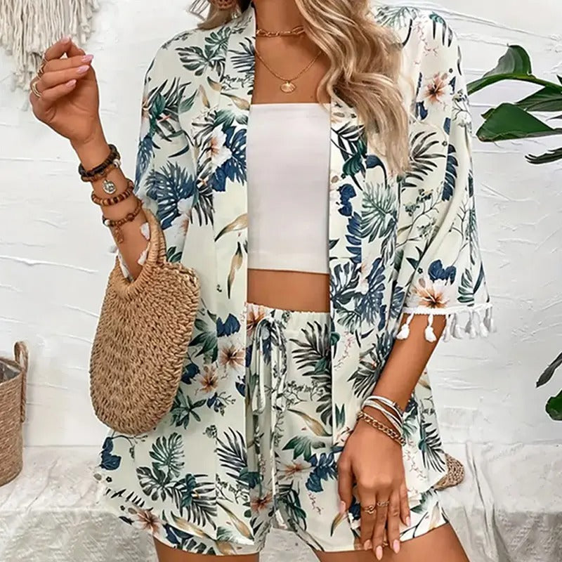 Schickes zweiteiliges Sommer-Outfit mit Blumenmuster
