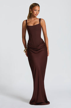Mia | Damen Formelles Drapiertes Maxi Abendkleid in Braun