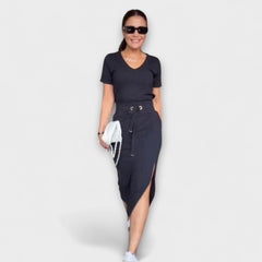 Danielle - Elegantes V-Ausschnitt-Top mit passendem Rock in Schwarz