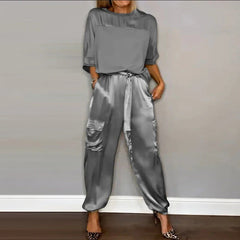 Nariko | Loungewear Set in Grau