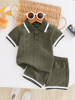 Basil - Strukturiertes Set aus Poloshirt und Shorts in Grün