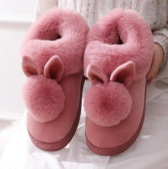 Damen Hausschuhe mit Kaninchenmotiv | Winter in Rosa