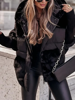 Plüsch-Winterjacke mit Kapuze -  Emilia in Schwarz