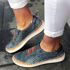 Farida - Atmungsaktive, flache Freizeitschuhe in Blau