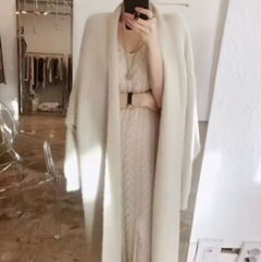 Yassi – Lange Strickjacke aus Kaschmir in Aprikose