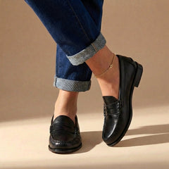 Ragna | Klassische Penny Loafer in Schwarz