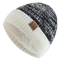 Romy | Damen Gefütterte Retro Strickmütze in Weiß