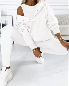 SILKE - SET AUS SWEATSHIRT, LEGGINGS UND OBERTEIL in Weiß