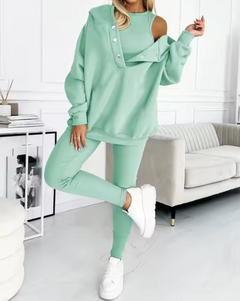 SILKE - SET AUS SWEATSHIRT, LEGGINGS UND OBERTEIL in Grün