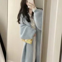 Yassi – Lange Strickjacke aus Kaschmir in Hellblau