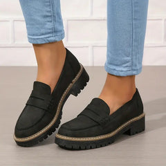 Ella™ | Zeitlose Wildleder-Loafer in Schwarz