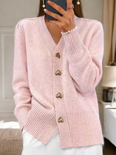 Warme Damen Strickjacke | mit Herzknöpfen