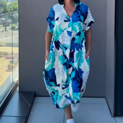 Yunae - Leichtes Printkleid mit V-Ausschnitt in Blau