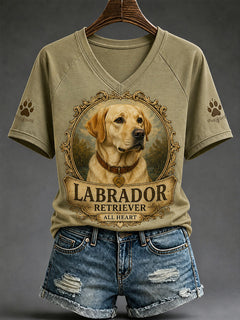 Damen-Retro-T-Shirt mit Hunde-Print und V-Ausschnitt, lässig geschnitten in Olivgrün