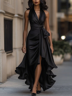 Stephanie | Dramatisches Satin-Maxikleid in Schwarz