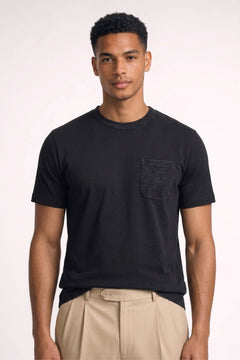 T-Shirt Herren - Lässig Mit Brusttasche | Bequemer Schnitt in Schwarz