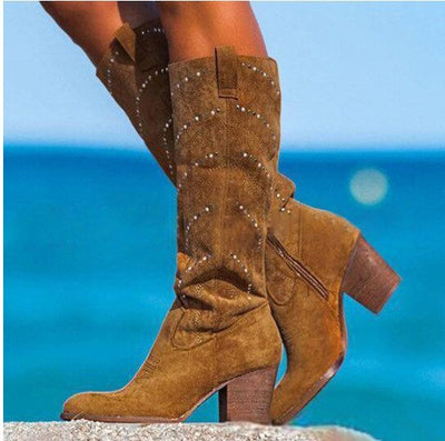 Kniehohe Stiefel mit Nieten-Details für Damen