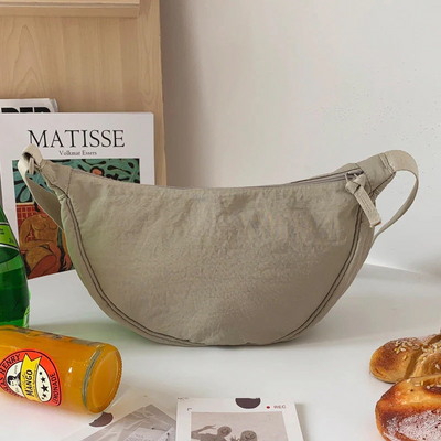 Trendige Halbmond-Crossbody-Tasche für Damen | Moderner