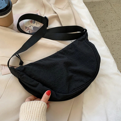 Trendige Halbmond-Crossbody-Tasche für Damen | Moderner