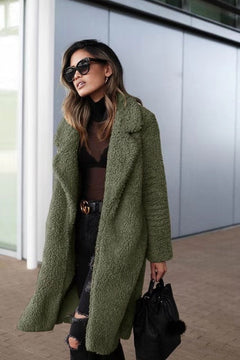 Lara | Damen Langer Teddy Trenchcoat in Grün
