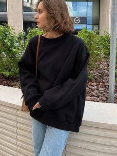 Vanna - Basic-Pullover - Übergrößen-Passform in Schwarz
