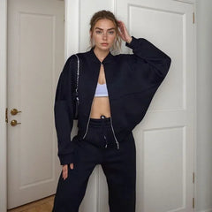 Élan™ Soft Sweatshirt Set mit minimalistischem Design / Moderne Eleganz und erstklassiger Komfort für alle Gelegenheiten! in Schwarz