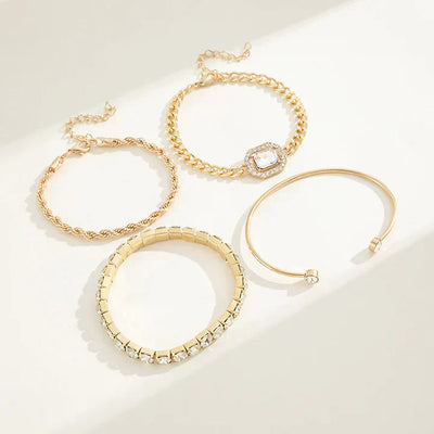 Feline - Goldene Armreif-Kollektion